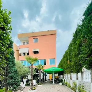 Bajovah & Restaurant , Tirana Albanie