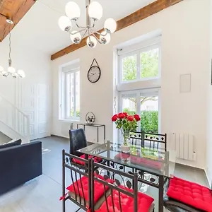 The Charming Fleury 2 Bedrooms , Oullins France